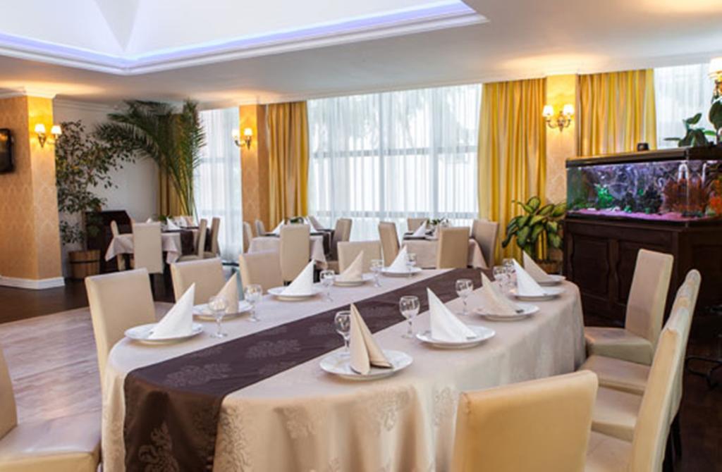 Hotel Rex 시기쇼아라 외부 사진